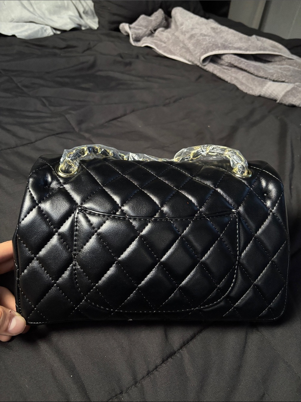 CHANEL Black Quilted Shoulder Bag with Gold Hardware - Picture 2 of 3